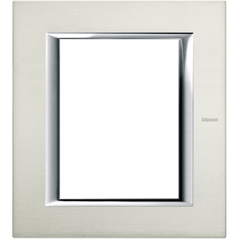 Legrand (BT) - Abdeckrahmen alu HA4826XC