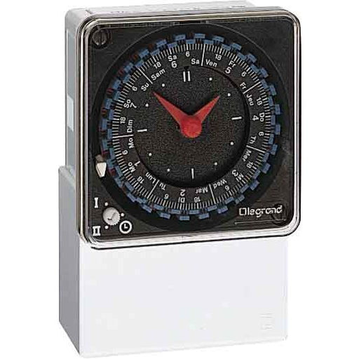Legrand - Verteilerschaltuhr analog Analogschaltuhr Legrand 049750 Tages. 230V50Hz