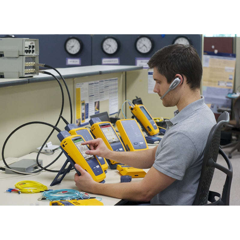 Fluke Networks - Mess-/Testgerät für Kommunikationstechnik Cable Analyzer DSX2-5000QI/G INT 1 GHz+WiFi Adapter