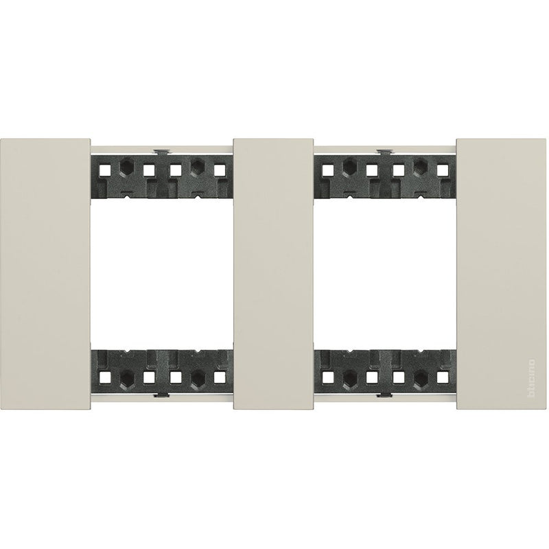 Legrand (BT) - Abdeckrahmen KA4802M2KM 2x2-modulig