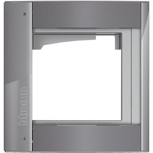 Legrand (BT) - Montageelement für Türstation Rahmen u. Modulträger 350213 Allstreet, 1 Modul − 1 Stück