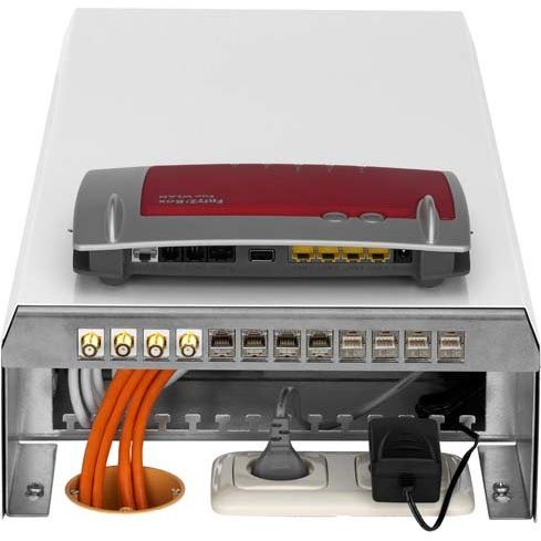 Rutenbeck - Patchpanel Kupfer Multimedia-Box MM Ap rws B302xH602xT175 − 1 Stück