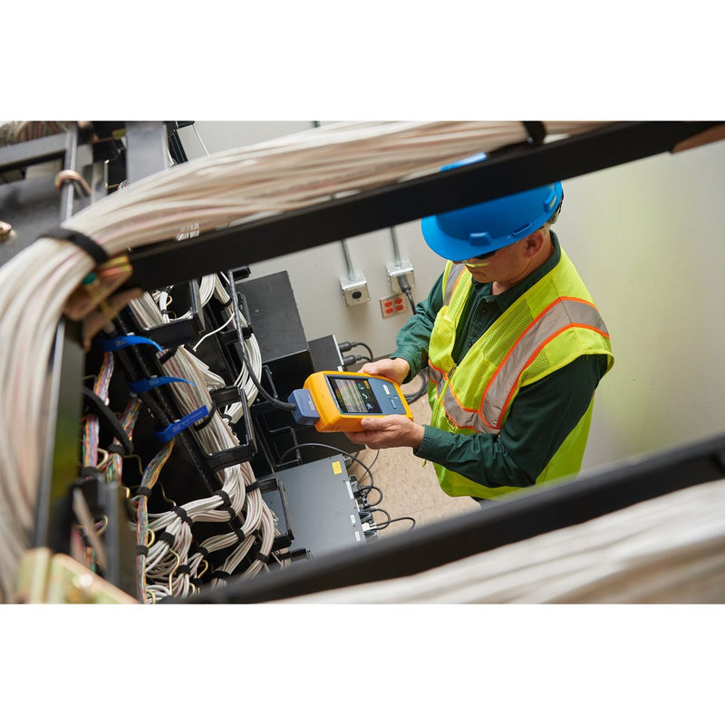 Fluke Networks - Mess-/Testgerät für Kommunikationstechnik Cable Analyzer DSX-602-PRO INT mit WLAN+ PM-Adap