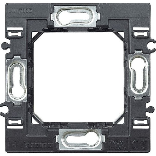 Legrand (BT) - Halterung für modulare Installationsschalterprogramme Air Europe Tragring LN4702E 2-Modul