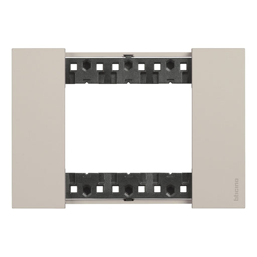 Legrand (BT) - Abdeckrahmen KA4803KM 3-modulig