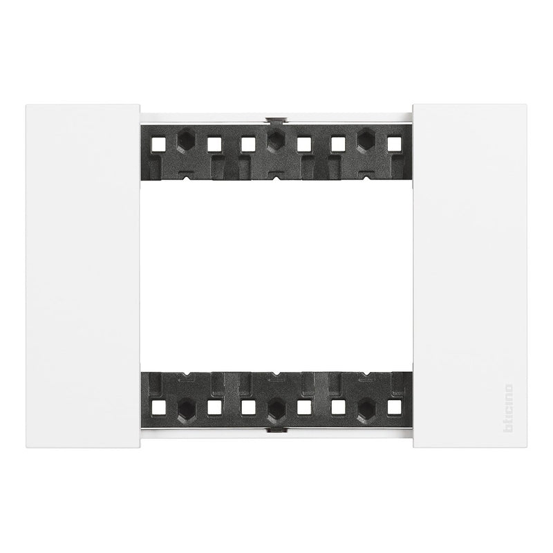 Legrand (BT) - Abdeckrahmen KA4803KW 3-modulig