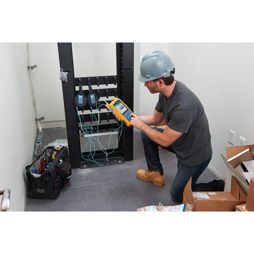 Fluke Networks - Mess-/Testgerät für Kommunikationstechnik Cable Analyzer DSX2-5000QI/G INT 1 GHz+WiFi Adapter